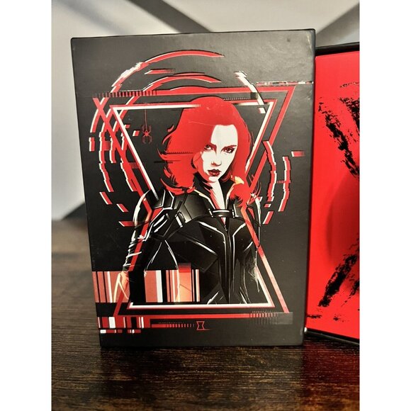 Disney Marvel Black Widow Avengers MagicBand LE 1500 Unlinked - Picture 3 of 7